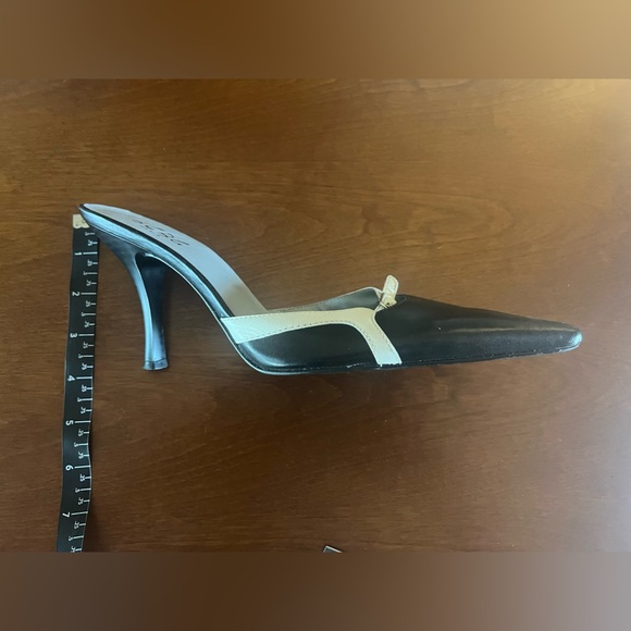 BCBG Mule.  Black and Bone Great for work. Slightly worn. 4” heel. - Picture 5 of 7